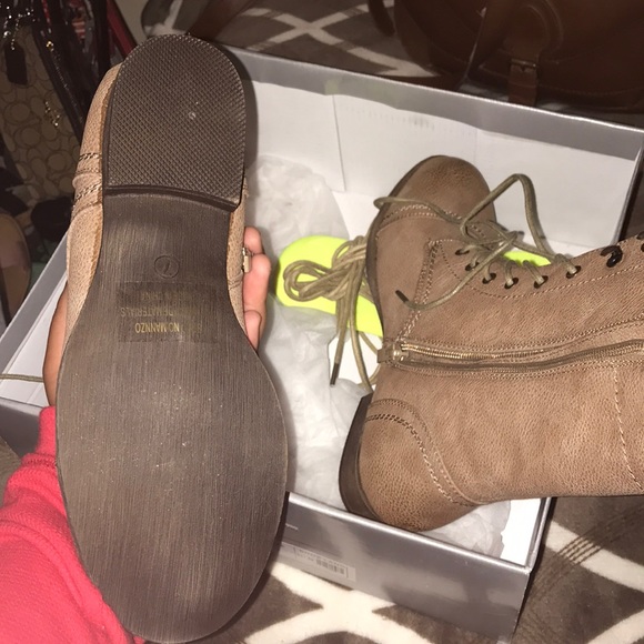 Light brown combat boots - Picture 3 of 3